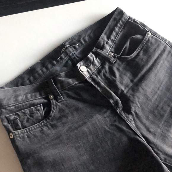 Aritzia JBRAND “Mom” Fit Jean - Picture 3 of 4